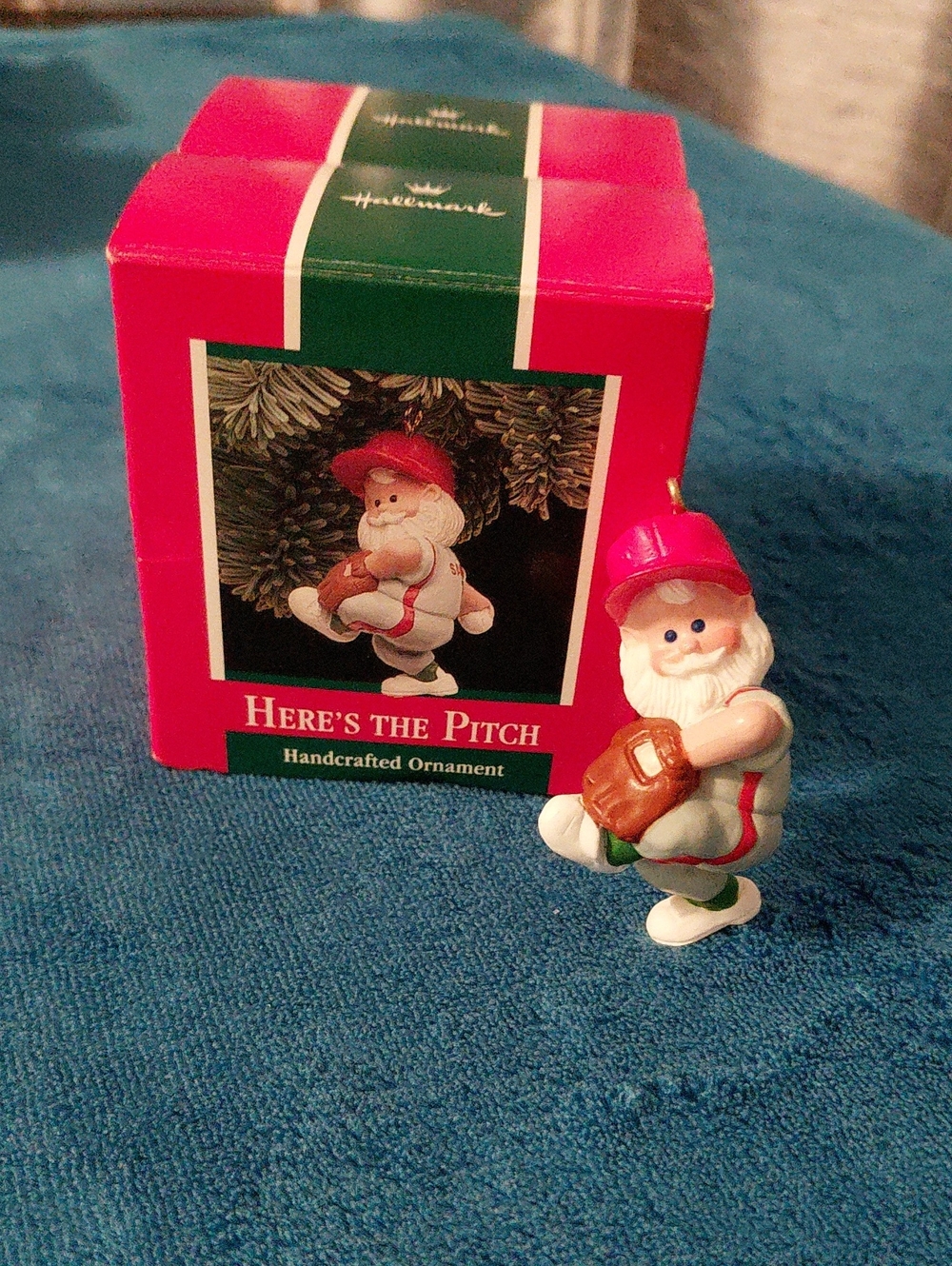 Hallmark Here's The Pitch Baseball Gnome Ornament - Red, Green, White. 1989 New